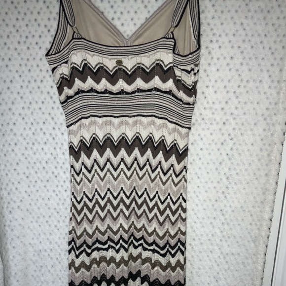 Guess sweater 👗 dress - Picture 4 of 6